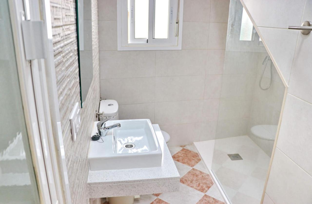 Apartamento Central Planta Baja 科尼尔-德拉弗龙特拉 外观 照片